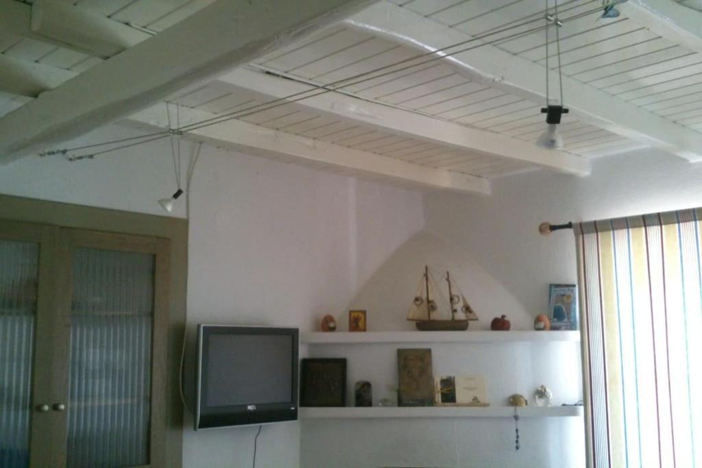 Viewtyhouse Villa Atheato Bagian luar foto