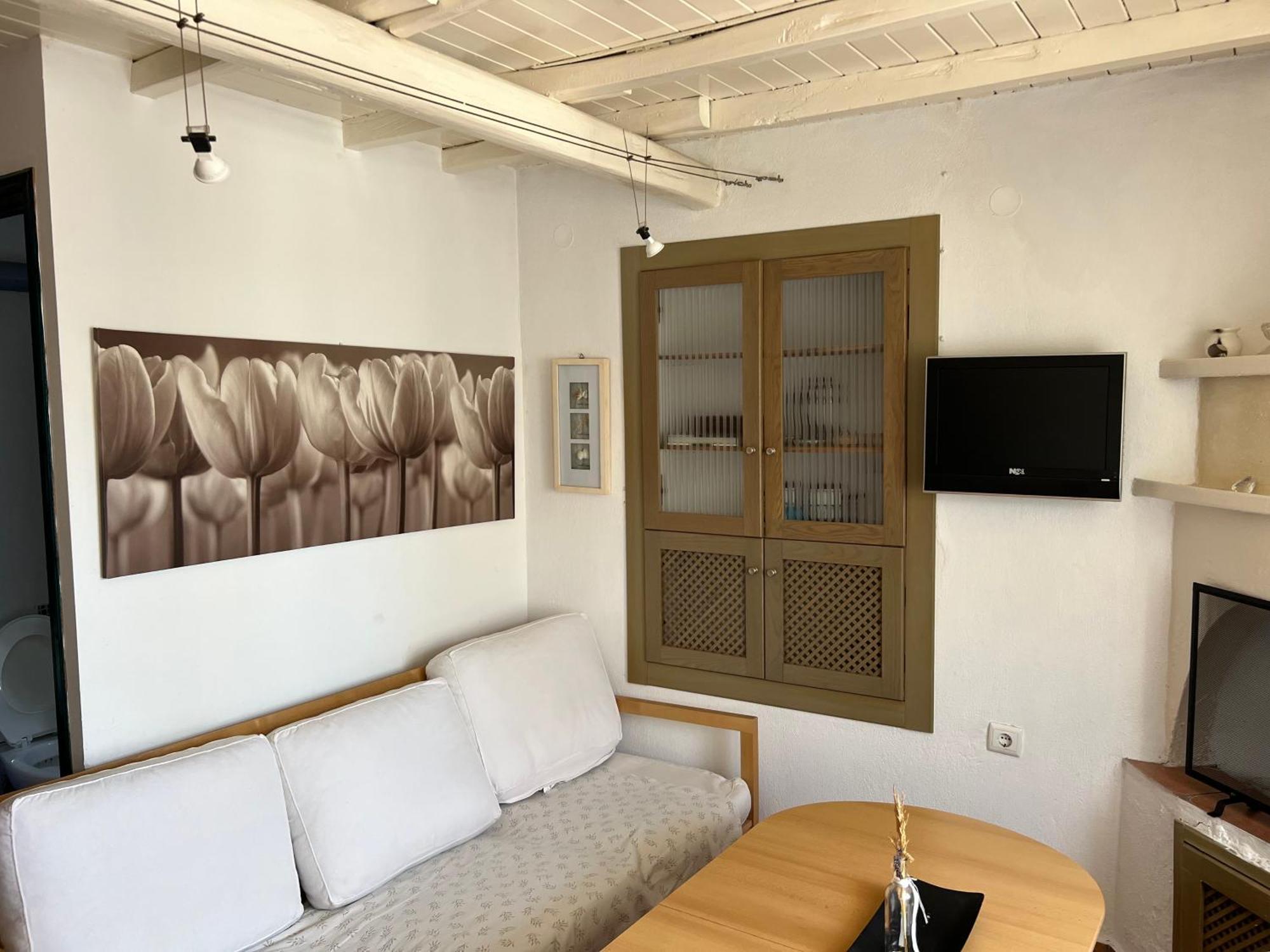 Viewtyhouse Villa Atheato Bagian luar foto